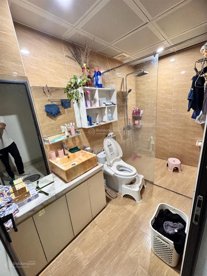 Tây sơn, 1 nhà ra ô tô tránh, ngõ thông tứ phía, gần phố, nhà dân xây chắc chắn, full đồ, 41m2*5t