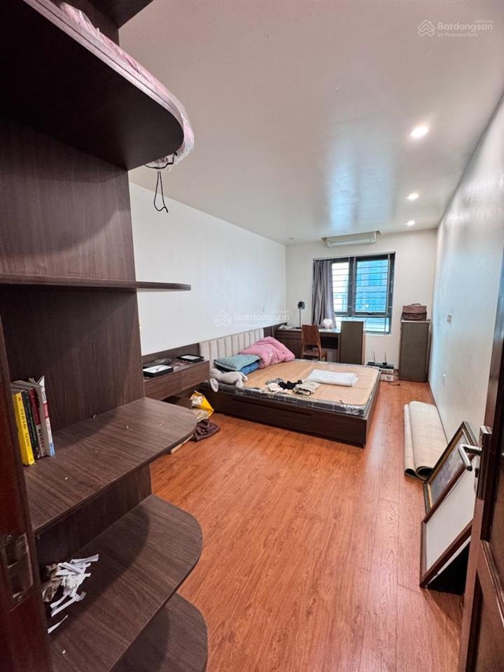 Tây sơn, 1 nhà ra ô tô tránh, ngõ thông tứ phía, gần phố, nhà dân xây chắc chắn, full đồ, 41m2*5t