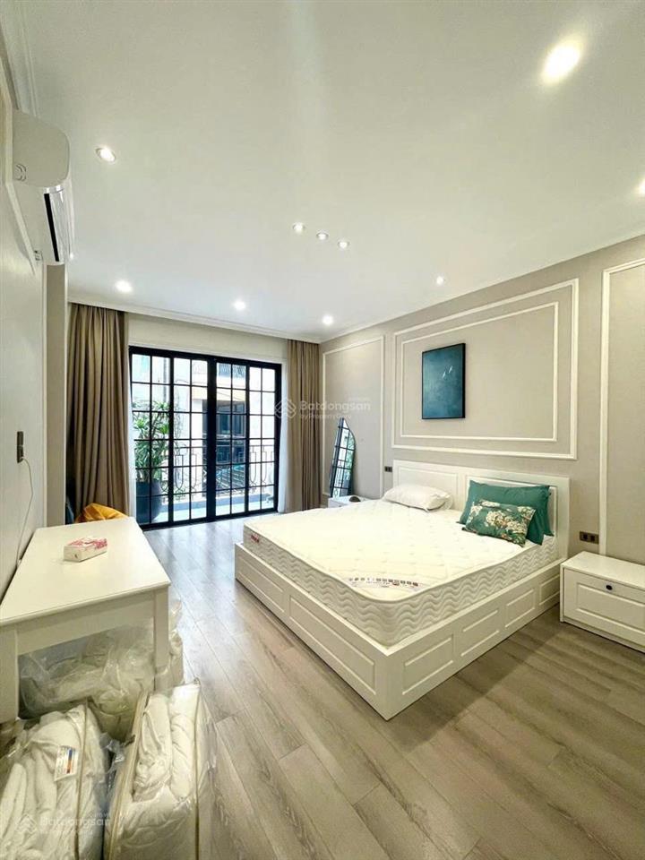 Hiếm! cát linh, 30m ra phố, ngõ thông, nhà xây mới, lô góc, trước nhà rộng 4m, full đồ, 39m2*5t