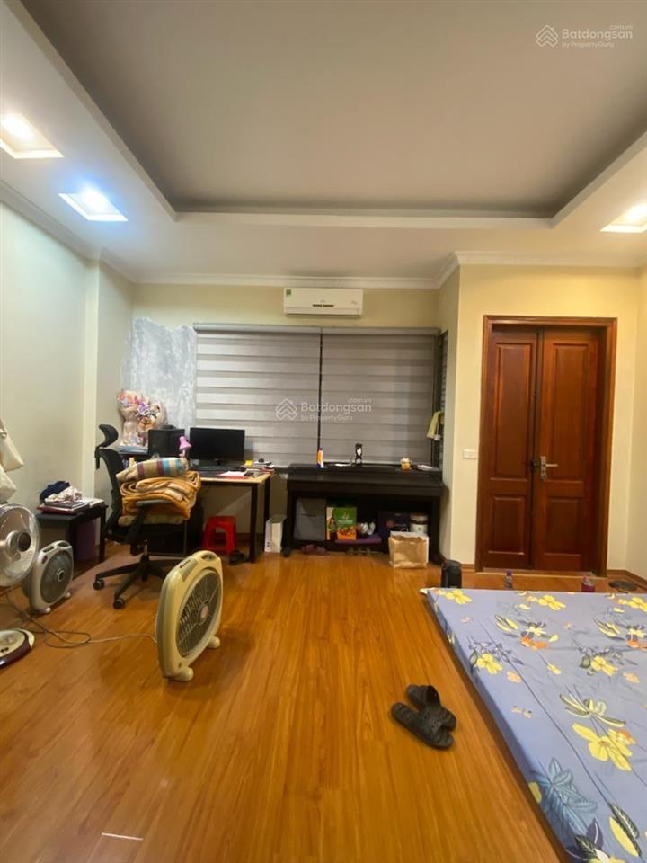 Cần bán gấp! giảng võ, ô tô đỗ, gần phố, ngõ thông đường láng, nhà dân xây, lô góc, full đồ, 39m*5t