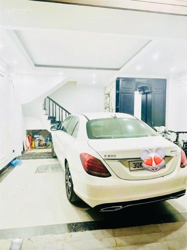 Cầu giấy, ô tô vào nhà, gần phố, ngõ thông, nhà dân xây mới, thoáng trước sau, full đồ, 52m*5t