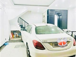 Cầu giấy, ô tô vào nhà, gần phố, ngõ thông, nhà dân xây mới, thoáng trước sau, full đồ, 52m*5t