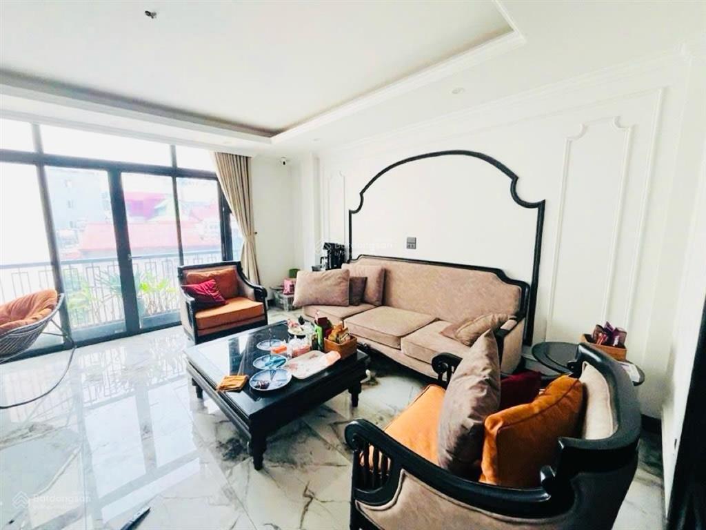 Cầu giấy, ô tô vào nhà, gần phố, ngõ thông, nhà dân xây mới, thoáng trước sau, full đồ, 52m*5t