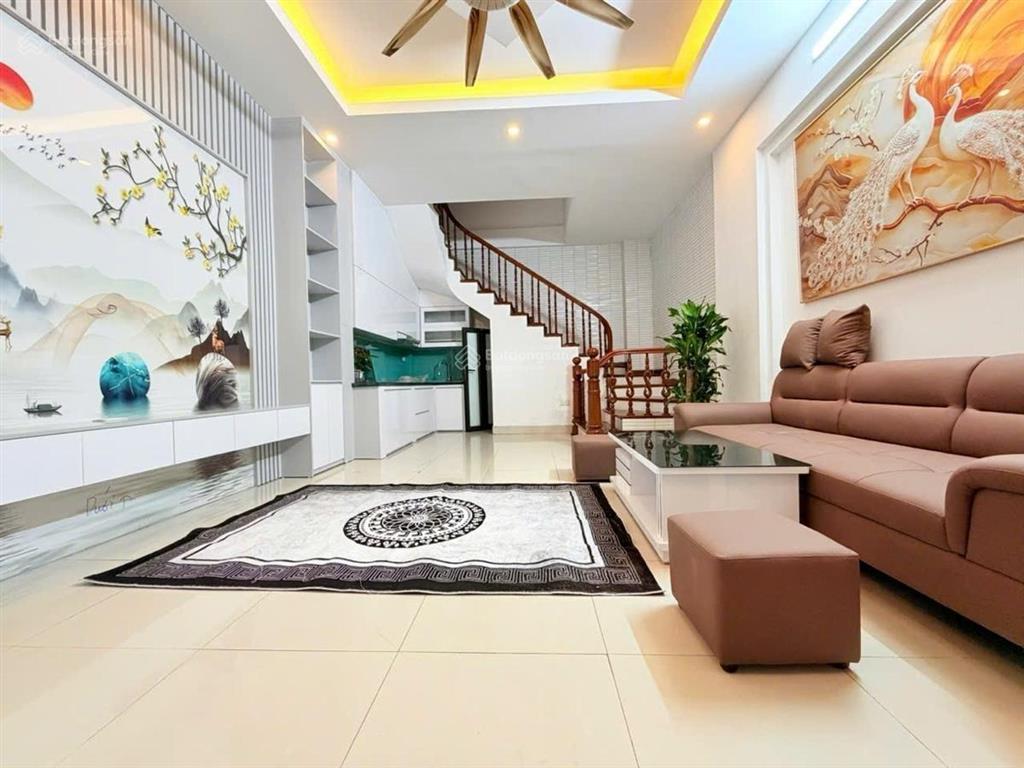 Chuẩn! p. hào nam, ngõ thông, kinh doanh nhỏ lẻ, dân xây, sát ga cát linh, 60m ô tô tránh, 42m2*5t