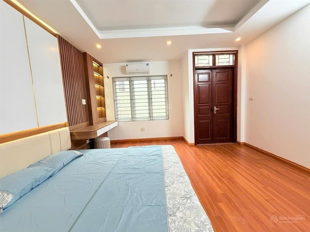Chuẩn! p. hào nam, ngõ thông, kinh doanh nhỏ lẻ, dân xây, sát ga cát linh, 60m ô tô tránh, 42m2*5t
