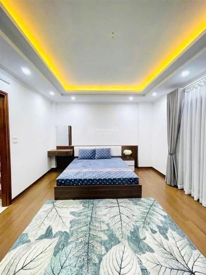Chỉ 20 triệu/tháng  cho thuê nhà 70m tại tôn đức thắng văn miếu, hà nội, 30m ra phố, ô tô đỗ cửa.