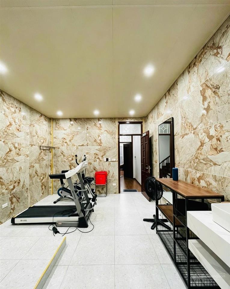 Trường chinh  giải phóng 30m ra phố, trước nhà rộng 3m cực thoáng sáng, nhà dân xây, 2 thoáng 45m2