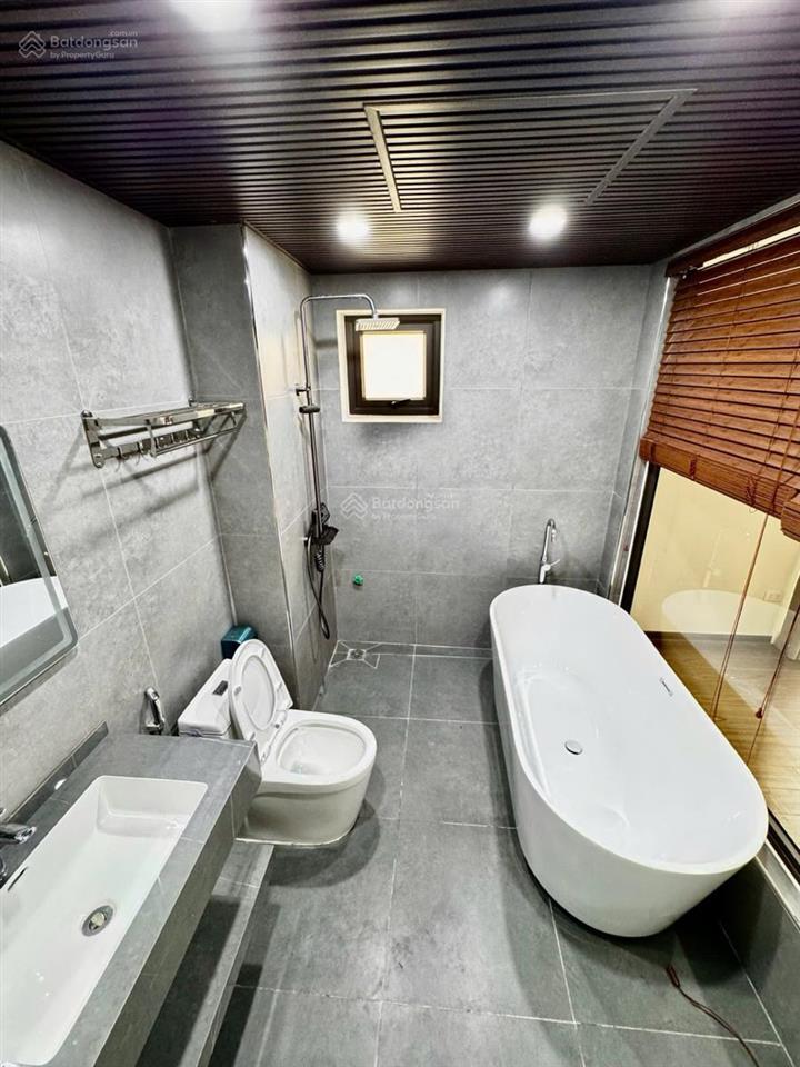 Bán gấp! pháo đài láng, ô tô đỗ, ngõ thông kinh doanh, nhà mới, lô góc, 3 thoáng, full đồ, 41m2*5t