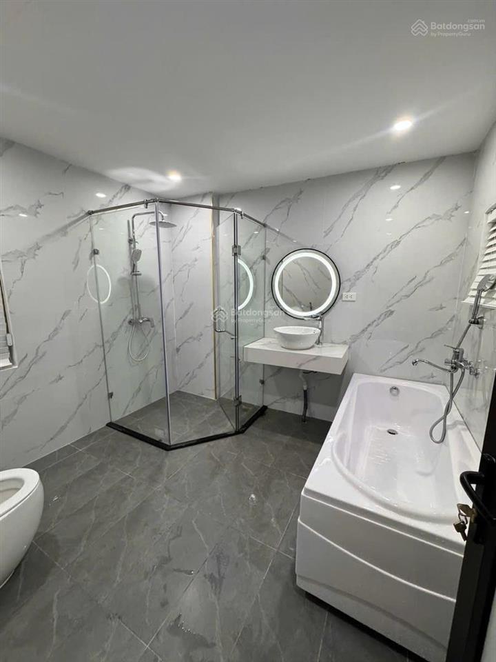 Cắt lỗ nhà thái thịnh, 39m², 5 tầng, 20m ra phố, ngõ thông kinh doanh, nhà mới, full đồ, ở ngay.