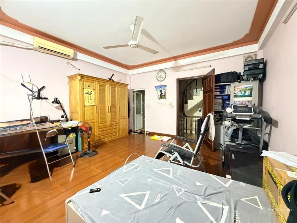 Láng hạ, 30m ra phố, mặt ngõ thông tứ phía, nhà dân xây, lô góc, 3 thoáng, 41m2*5t