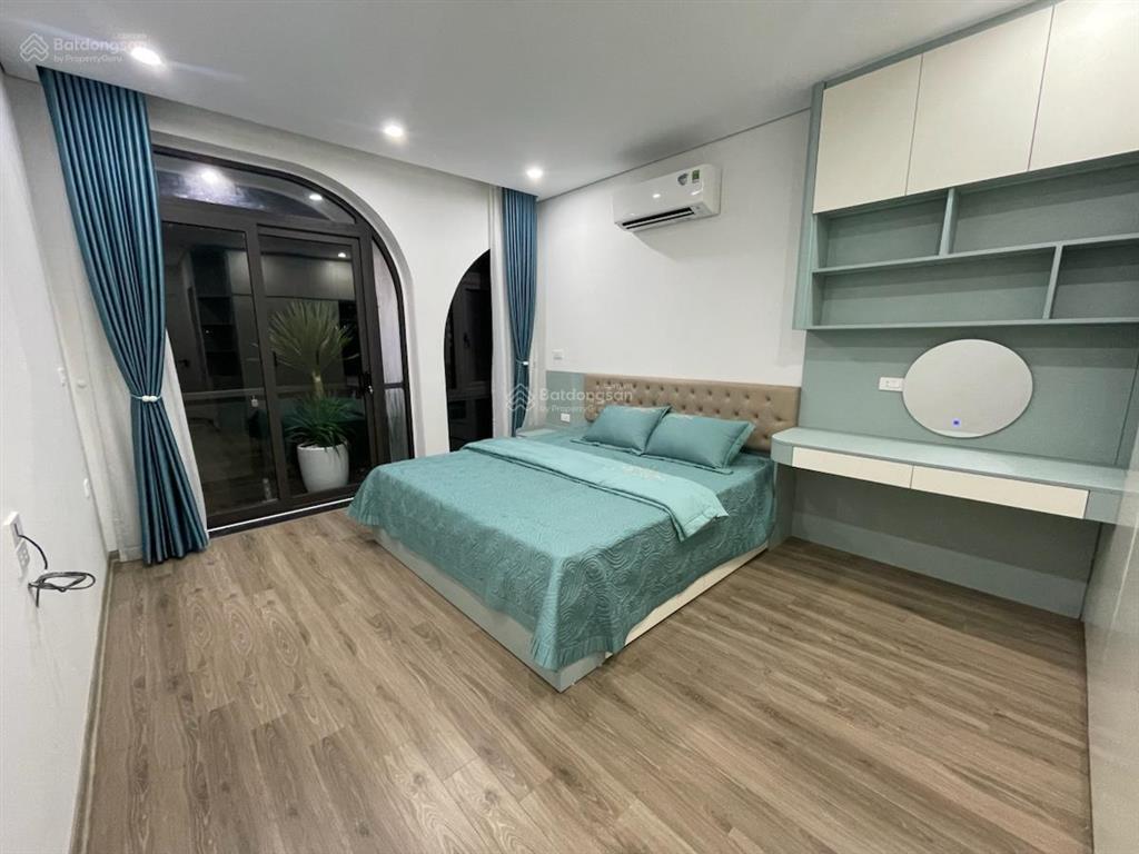 Siêu phẩm cát linh 47m*6t thang máy, ô tô đỗ, ngõ thông kinh doanh, nhà xây mới, lô góc, full đồ,