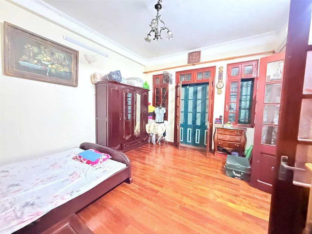 Bán nhà riêng thái hà, vf3 đỗ cửa, 30m ra phố, ngõ thông, nhà dân xây mới, thoáng trước sau, 47m*5t
