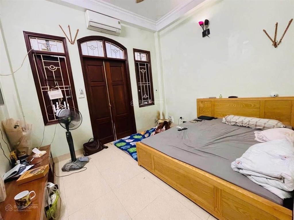 Hồ ba mẫu, ô tô ngủ trong nhà, ngõ thông tứ phía, vài bước ra hồ, nhà dân xây, 2 thoáng, 40m*5t