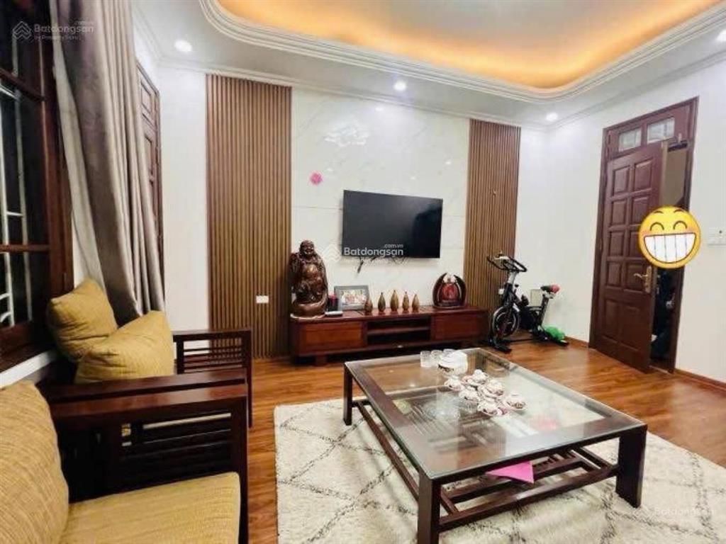 Hồ ba mẫu, ô tô ngủ trong nhà, ngõ thông tứ phía, vài bước ra hồ, nhà dân xây, 2 thoáng, 40m*5t