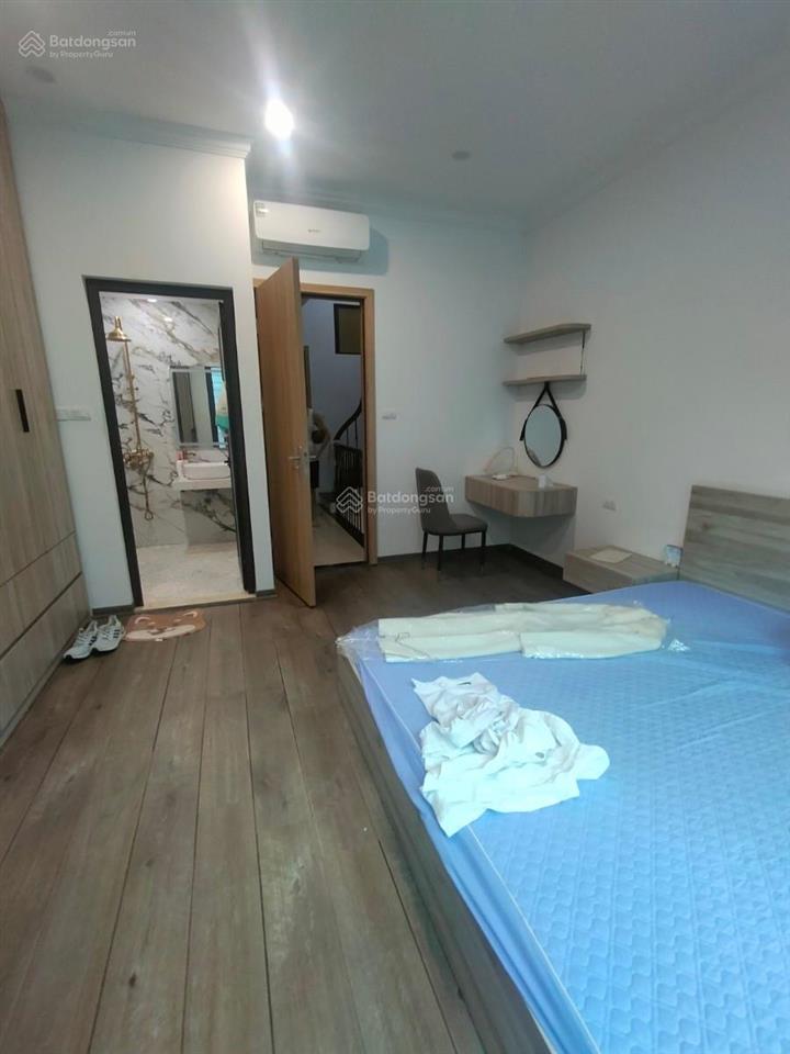 Giảm sâu! pháo đài láng 40m, thoáng trước sau, ô tô vào nhà, ngõ thông, nhà dân xây mới, full đồ