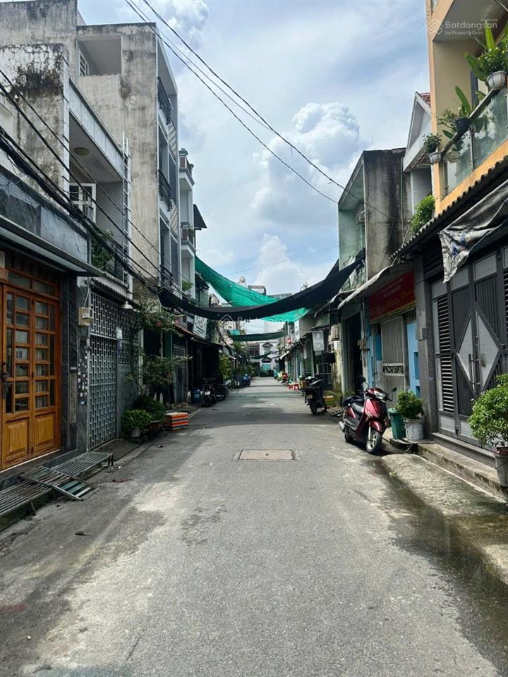 Bán nhà hương lộ 3ở liền 51m24,1mx13m 3 tầng3pnsân thượnghxh 7m gần aeon mall