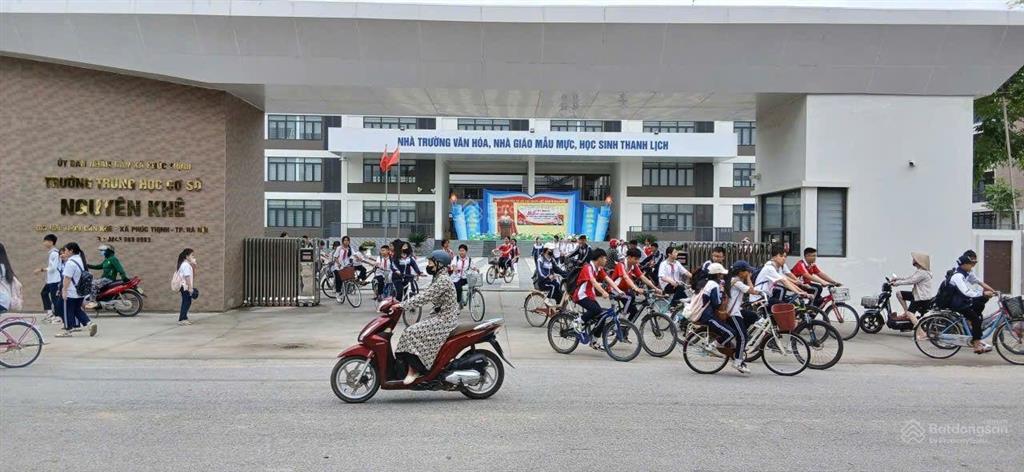 Hiếm bán 105m đất trung tâm nguyên khê đông anh gần ubnd xã đường nhựa ô tô tránh .cần bán gấp.