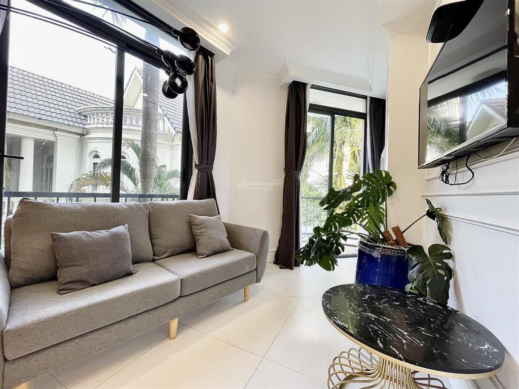 Cho thuê căn hộ 1pn view thoáng  đầy đủ nội thất, nằm gần cầu sài gòn