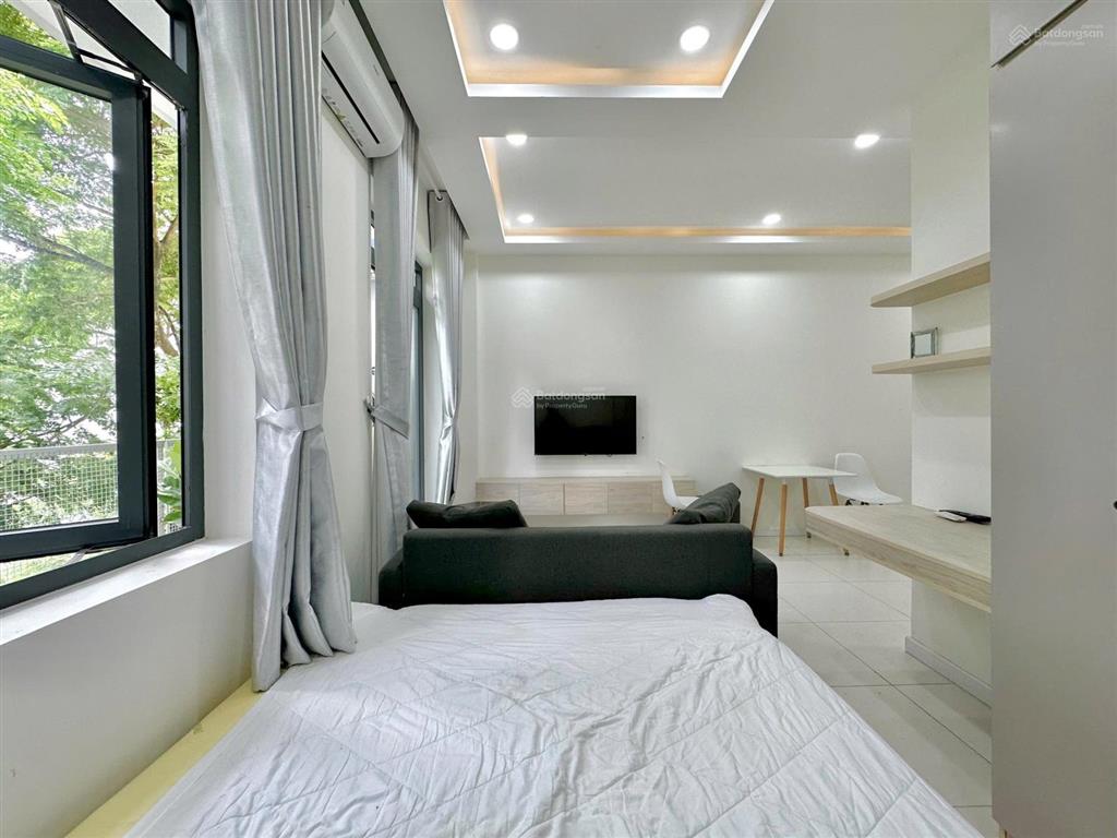 Cho thuê căn hộ tách bếp  ban công thoáng nằm trong đảo kim cương