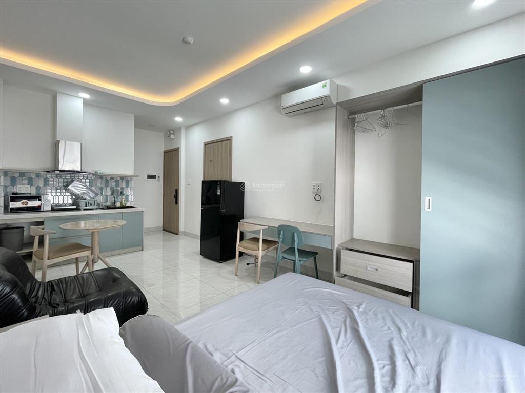 Cho thuê căn hộ đầy đủ nội thất  nằm gần cầu sài gòn