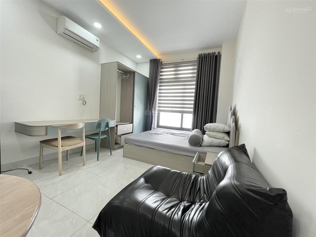 Cho thuê căn hộ đầy đủ nội thất  nằm gần cầu sài gòn
