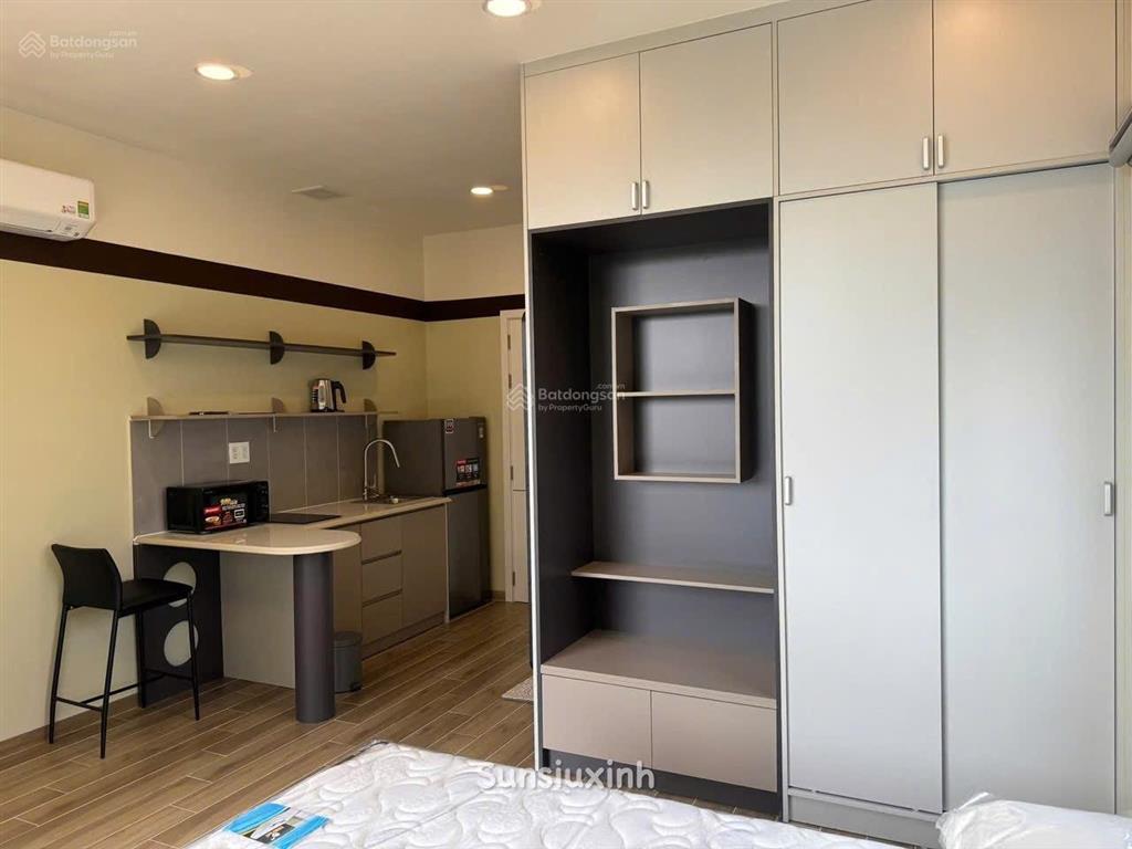 Apartment | ban công cửa sổ thoáng  đầy đủ nội thất nằm trong đảo kim cương