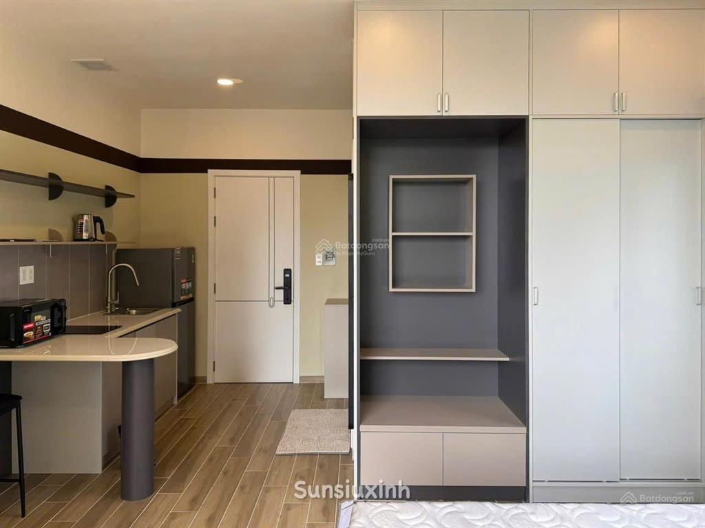 Apartment | ban công cửa sổ thoáng  đầy đủ nội thất nằm trong đảo kim cương