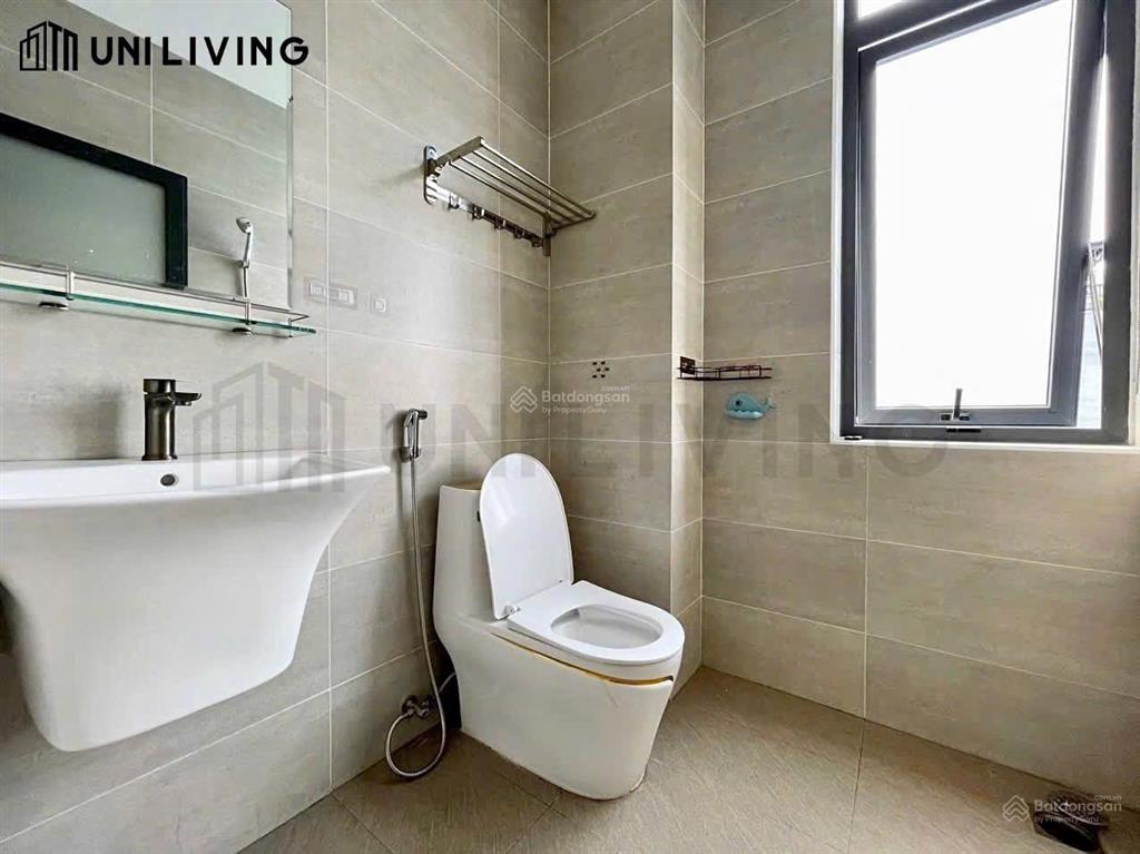 Apartment | ban công cửa sổ thoáng  đầy đủ nội thất nằm trong đảo kim cương