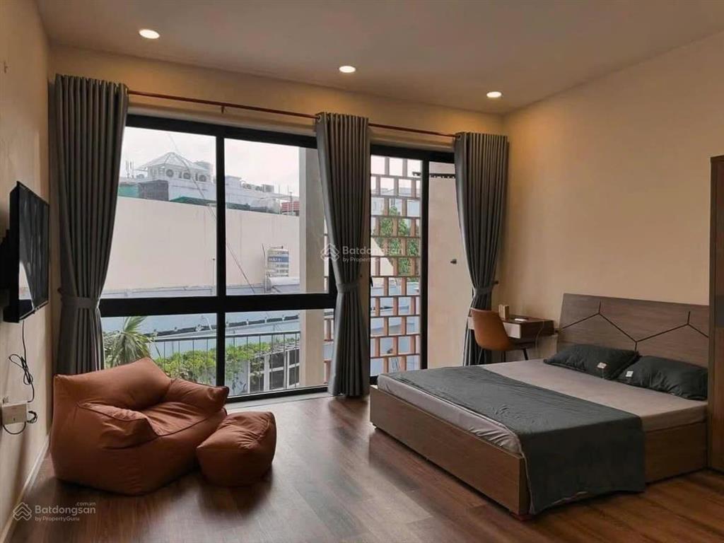 Cho thuê căn hộ đầy đủ nội thất  thuận tiện di chuyển vào trung tâm