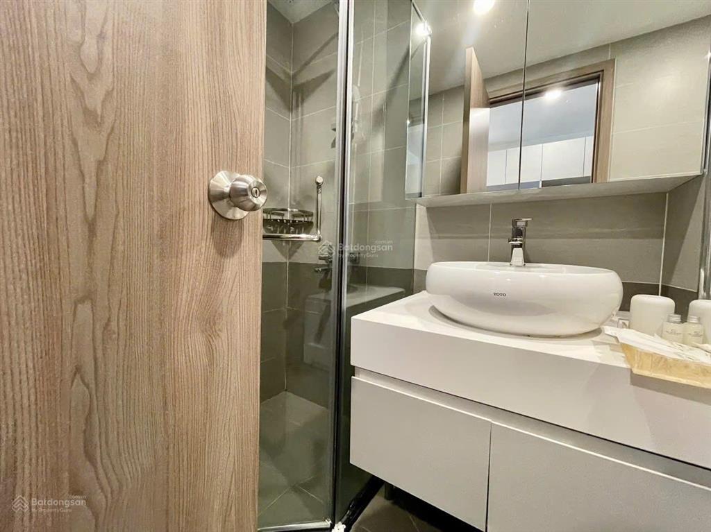 Apartment | thiết kế hiện đại đầy đủ nội thất gần metro