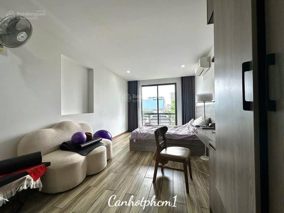 Cho thuê căn hộ đầy đủ nội thất  ban công cửa sổ thoáng ngay đảo kim cương