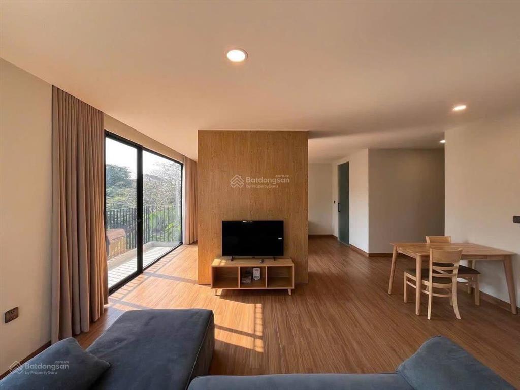 Cho thuê căn hộ ban công/cửa sổ thoáng  đầy đủ nội thất 5p tới sala