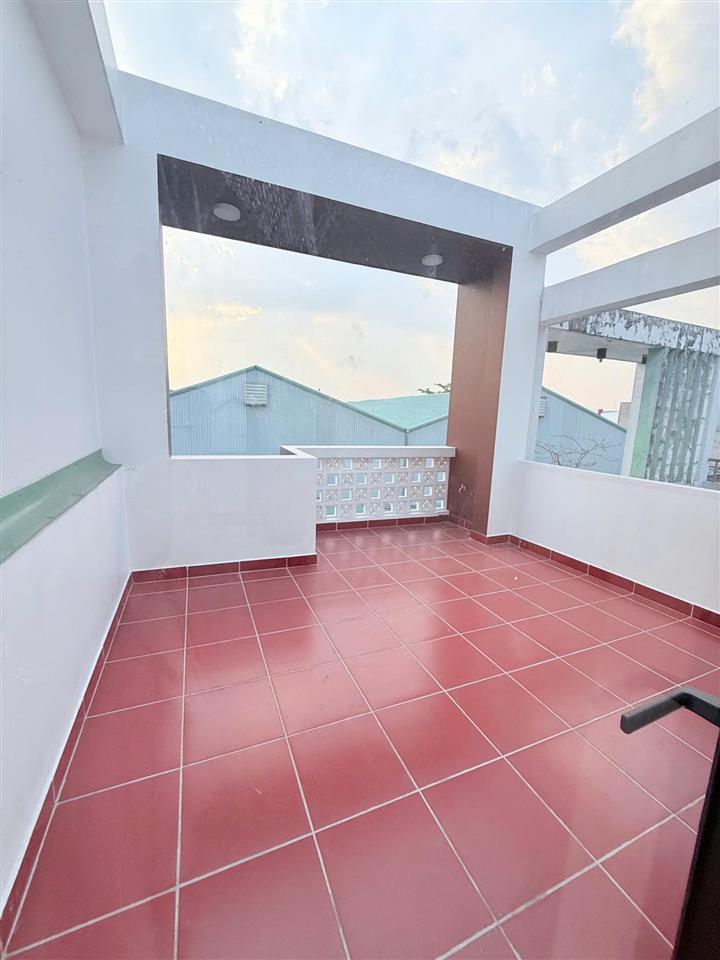 Bán nhà mới xây hxh, 4x20m, tô ký, đông thạnh, tp. hcm