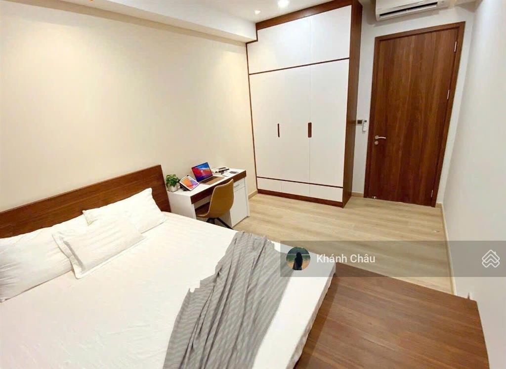 Bán gấp  cc sunview town, thủ đức 65m2 2pn 2wc giá 2,1 tỷ.