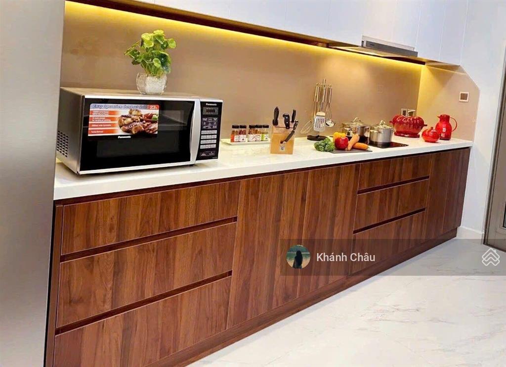 Bán gấp  cc sunview town, thủ đức 65m2 2pn 2wc giá 2,1 tỷ.