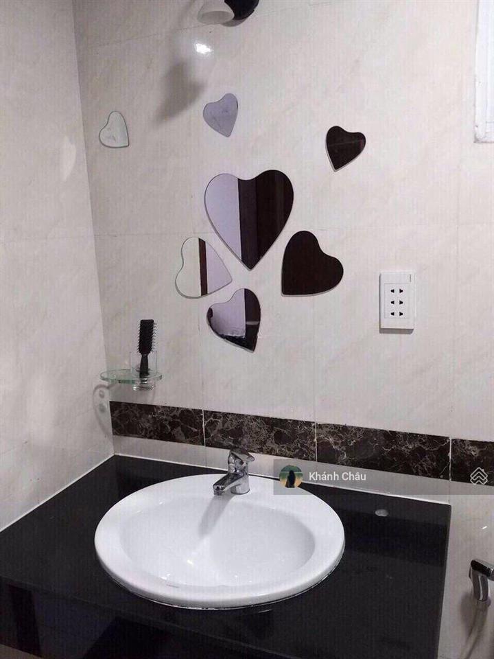 Bán căn hộ tại khu căn hộ chánh hưng  giai việt, 78m2, 2pn 2wc, 2,35 tỷ giá tốt
