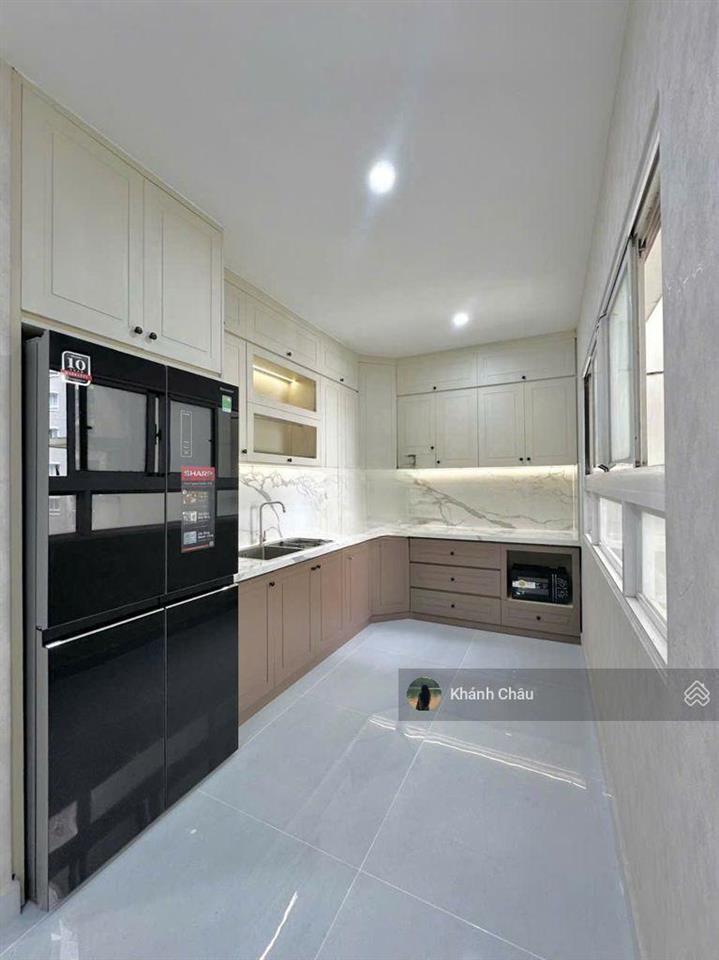Bán cc âu cơ tower, tân phú, 2,15 tỷ, 68m2, 2pn, 2wc