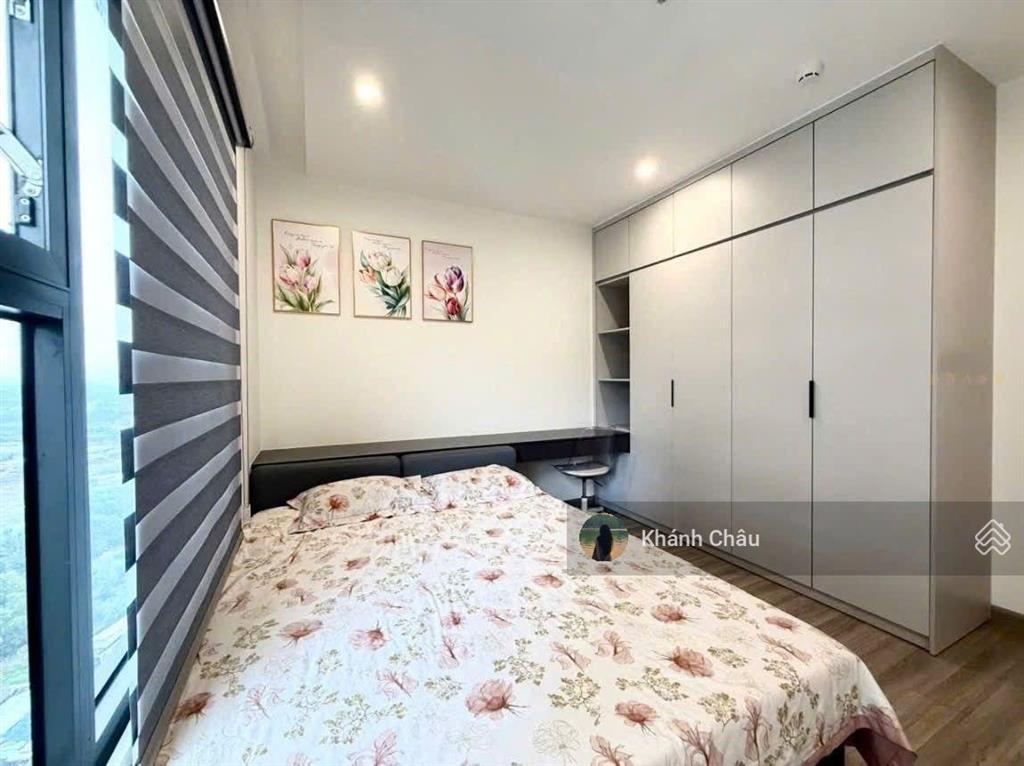 Bán ch osimi tower, 2,15 tỷ, 68m2, 2pn, 2wc.