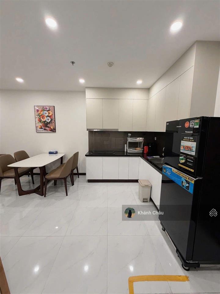 Bán gấp căn hộ vạn đô, 70m2, 2pn 2wc giá cực chất 1,85 tỷ