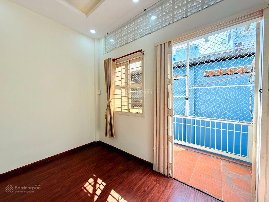 Bán nhà đẹp khu phan xích long  3.5x15m  hẻm thông thoáng  2pn master