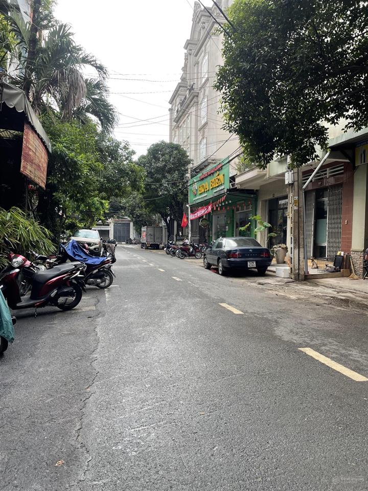 Bán nhà mt đường bàu cát 3, nhà đẹp vô ở liền. gần bàu cát đôi  đồng đen  trường chinh