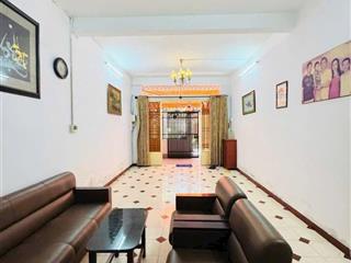 Hàng hiếm nội bộ khu bàu cát, giá chỉ 13 tỷ. dt 4x14m, 1 trệt, 4 lầu. đường rộng 10m, vỉa hè 2m