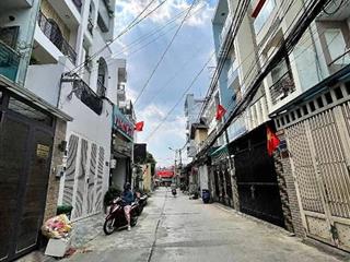 Nhỉnh 6ti ,nhà mới 3 tầng ,dt 80m2,gần ngã tư thủ đức,phường hiệp phú