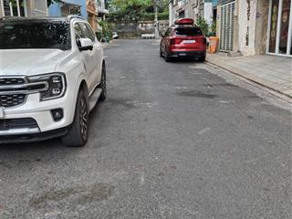 Bán đất nhỉnh 6ti,dt 100m2,hxh né nhau,gần vincom q9,lê văn việt