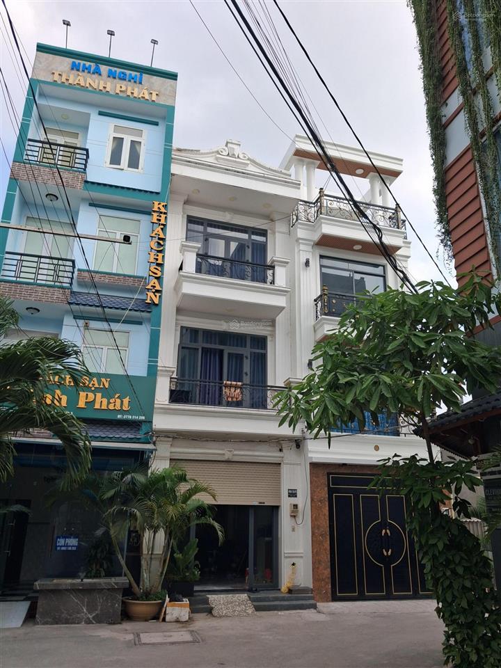 Chỉ 7 tỷ gấp bán nhà 3 tầng,hxh ,dt 94 m2,gần chợ tăng nhơn phú b,dương đình hội