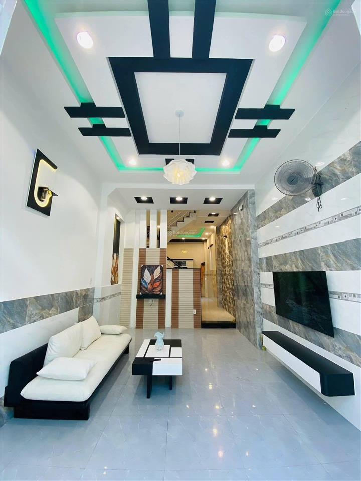 Chỉ 7 tỷ gấp bán nhà 3 tầng,hxh ,dt 94 m2,gần chợ tăng nhơn phú b,dương đình hội