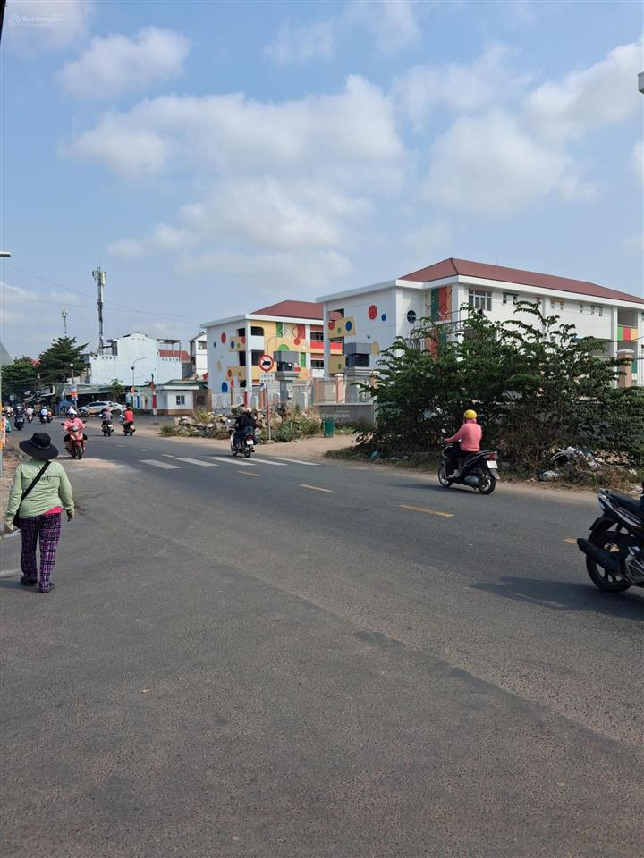 Chỉ 5,6 tỉ ,hxh,dt 80m2 ,dòng tiền 15t/tháng,lã xuân oai,