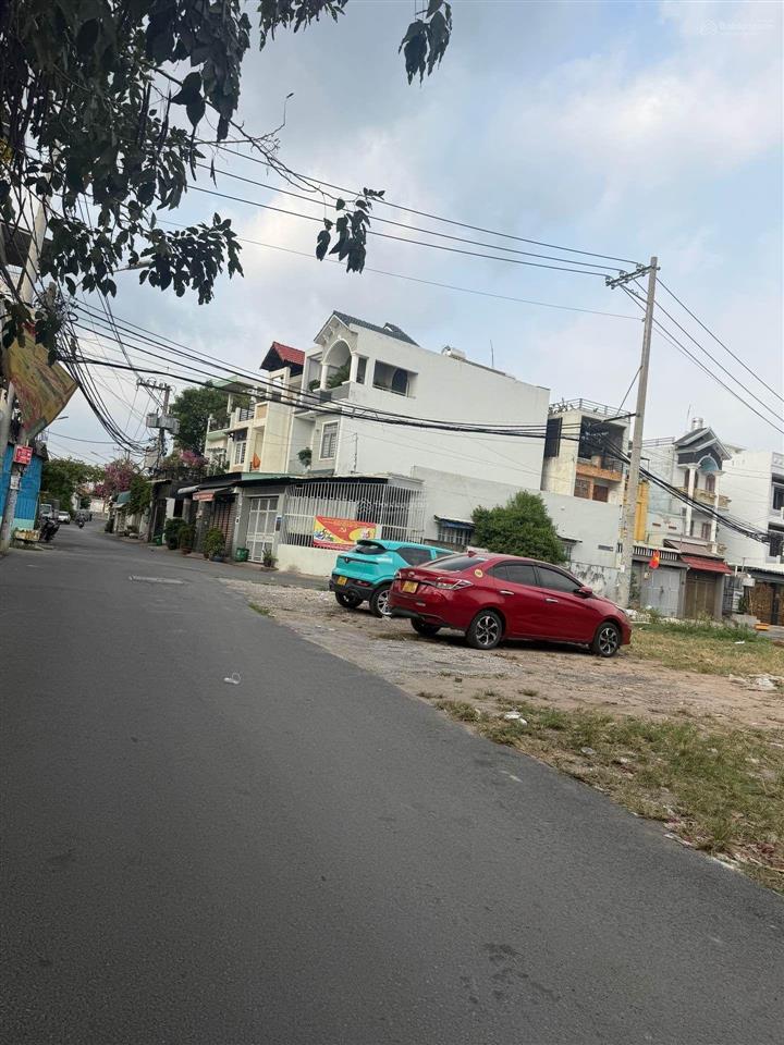 Chủ ket bank,chỉ 5 tỉ ,dt 90m2,lô đất full thổ cư,lã xuân oai.