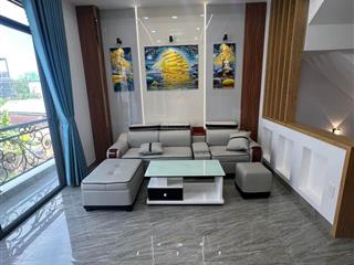 Chỉ 7 tỷ bán nhà 3 tầng,hxh,lê văn việt,dt 94 m2,gần ngã tư thủ đức, phường hiêp phú