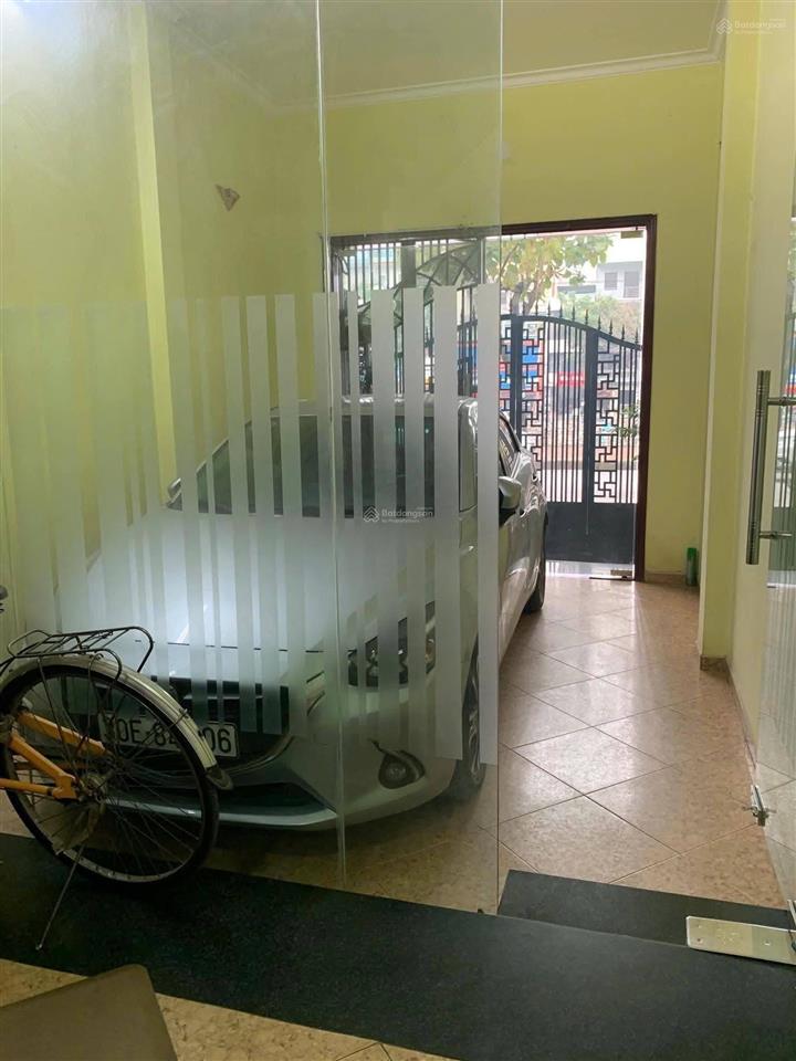 Bán nhà mặt phố kim ngưu, dt 68m x 5 tầng, mặt tiền 3.7m, gara ô tô, 31.5 tỷ